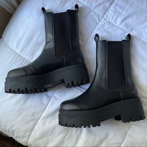 H&M platform chelsea-boots